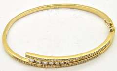 Elegant & Classy Diamond Bangle Bracelet, 14kt