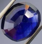 7.4ct Royal blue Sapphire from Madagascar