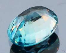 Glittering 2.96ct diamond luster blue Zircon