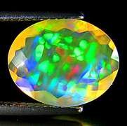 Small panel flashing 2.38ct 3D honey comb Opal