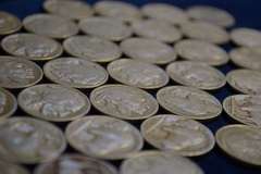 Lot Of Buffalo Indian Head Nickels 15 Rolls of 40 Coins.