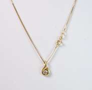 Lovely Diamond Pendant Necklace, 14KT