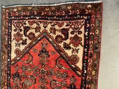 MAGNIFICENT PERSIAN HAMEDAN RUNNER 3.4x10