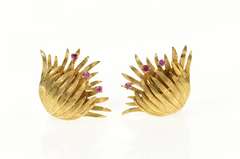 14K Yellow Gold 1960's Ruby Fanned Leaf Cluster Clip Back Earrings