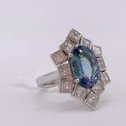 18kt Gold, Tanzanite, & Diamond Ring