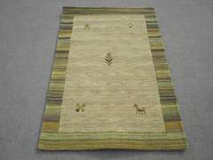 Simply Beautiful Hand-Tufted 3.9x5.5