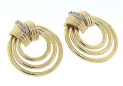 Gorgeous Multi Circle Diamond Earrings in Yellow Gold
