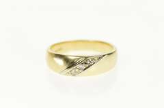 14K Yellow Gold Classic Diamond Simple Wedding Band Ring