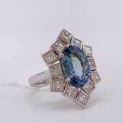 18kt Gold, Tanzanite, & Diamond Ring