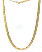 Outstanding Yellow Gold Collar Choker Herringbone Necklace