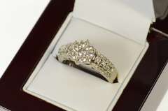 14K White Gold 1.04 Ctw Round Diamond Cluster Engagement Ring