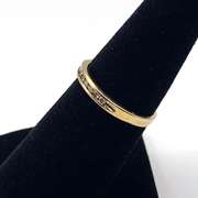 Wonderful 10kt Yellow Gold Diamond Band Ring