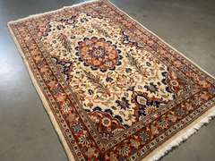 STUNNING ANTIQUE SAROUK 3.8x5.5