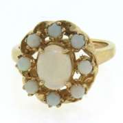Beautiful Yellow Gold Opal Cluster Ring