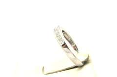LADIES 14 KT WHITE GOLD DIAMOND BAND