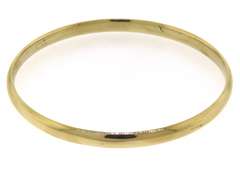 Powerful Yellow Gold Bangle Bracelet