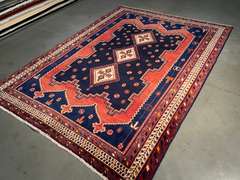 STUNNING VINTAGE PERSIAN RUG 5.5x7.5