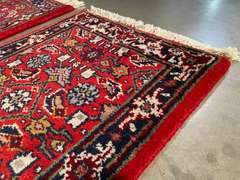 PAIR OF ACCENT RUGS 16"X27"