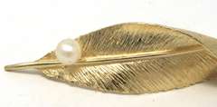 Handsome Textured Feather Pin with 5.75mm Pearl