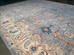 MAGNIFICENT OUSHAK RUG 8.2x10