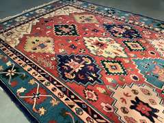 Stunning Caucasian Design 5x8