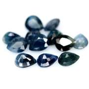 Captivating royal blue 4.68ct Sapphire set