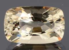 Substantial 7.89ct unheated champagne Beryl