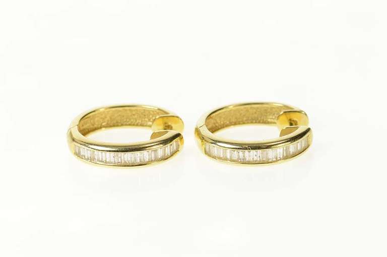 14K Yellow Gold 1.60 Ctw Baguette Diamond Oval Hoop Earrings