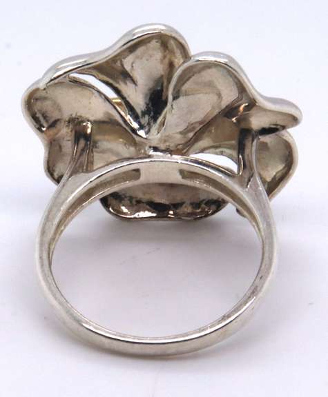 Sterling Silver Flower Style Ring