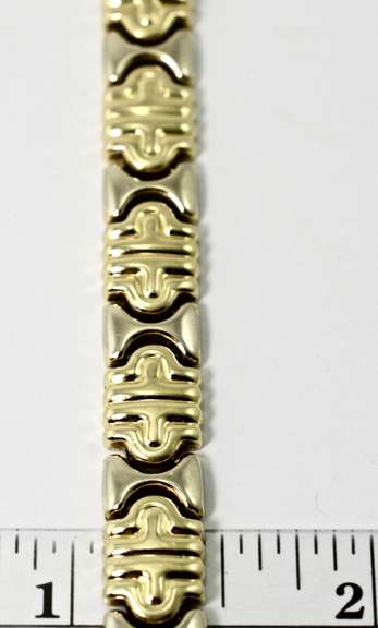 Classy 18K Bracelet by Quadri