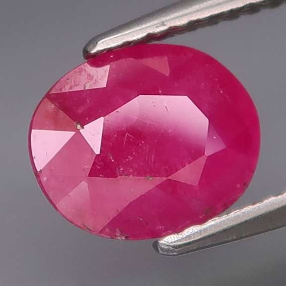 Heated only! 2.10ct pinkish red Ruby