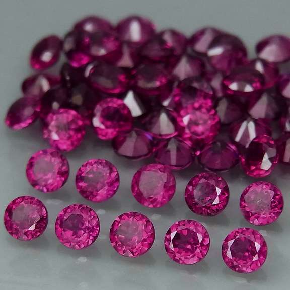 Ravishing 5.04ct hot pink Rhodolite Garnet set