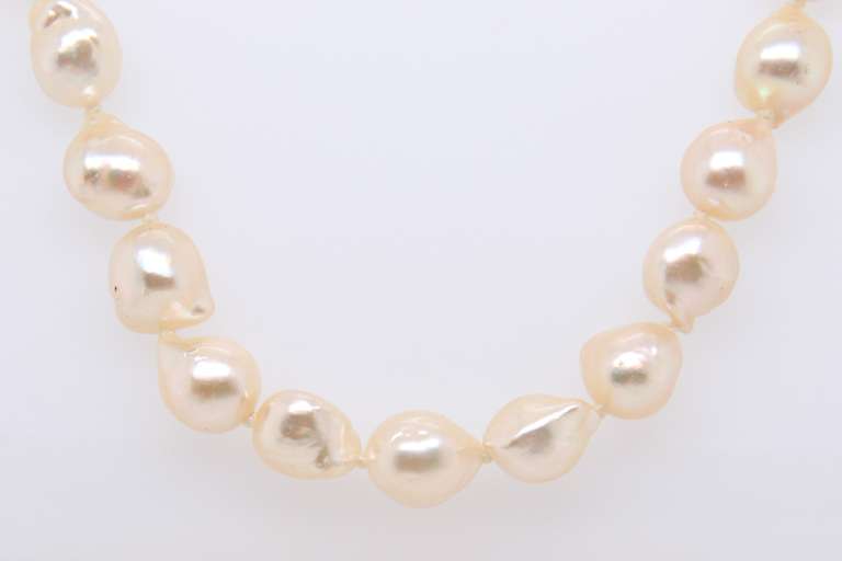 Baroque Pearl Necklace w Gold Clasp