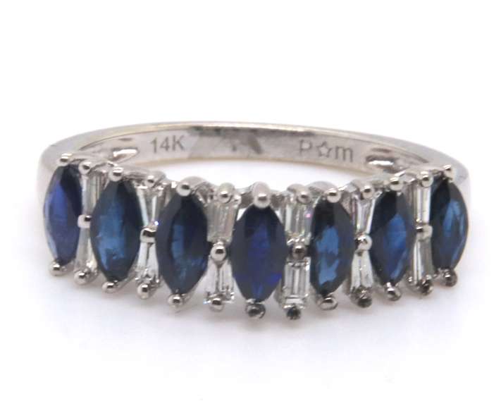 Attractive White Gold Sapphire and Diamond Ring