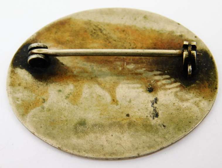 Rare 1941 Ohio Chauffeur Pin Badge