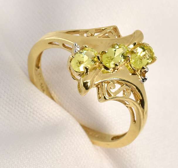 Nicely Proportioned Citrine Ring