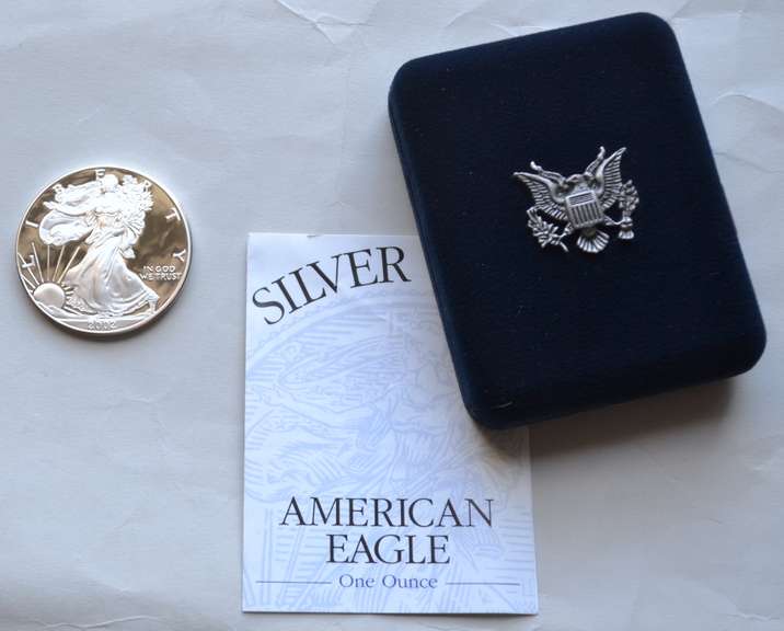 2002 Proof Silver Eagle With Box & Paper