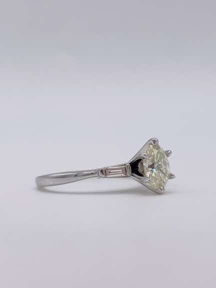 14kt Gold Diamond Engagement Ring