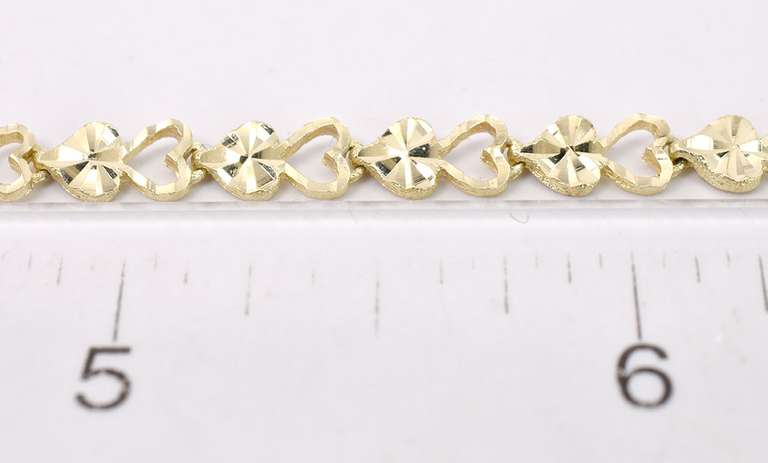 Romantic Ladies Heart Bracelet in 14K Yellow Gold