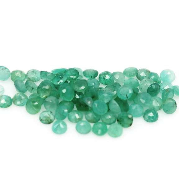 Rich emerald green 7.44ct 70pc emerald set