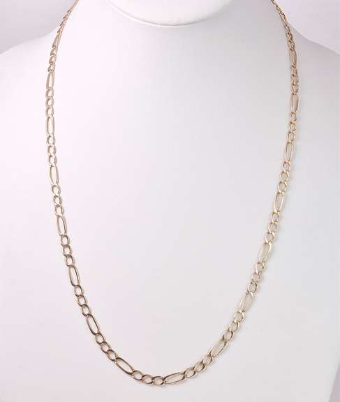 Classic Figaro Style Chain Necklace in 14K Rose Gold