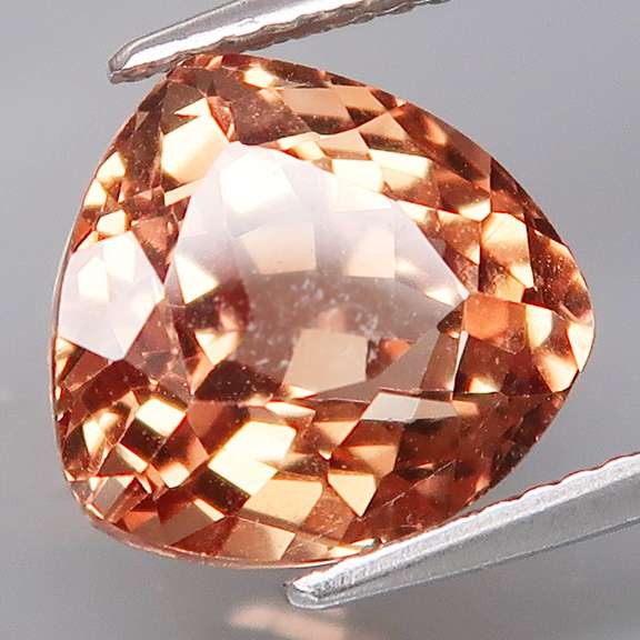 Brilliant! 7.77ct champagne Imperial Topaz