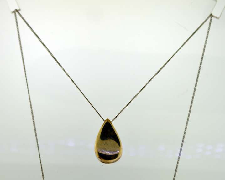 Sterling Silver Espo Sig Solid Teardrop Pendant With Chain