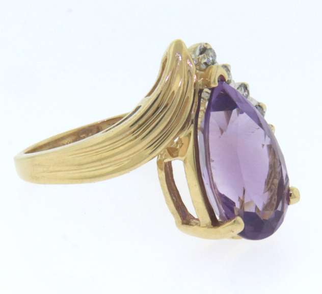 Charming Pear Shaped Amethyst and Diamond Ring