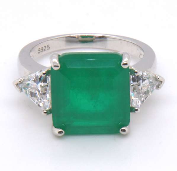 Sterling Silvre Green Cubic Zirconia Ring