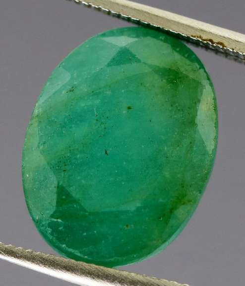 Glowing green! 5.10ct Zambian Emerald