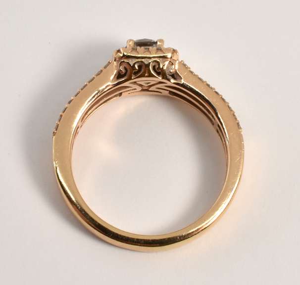 Contemporary chocolate Diamond Ring