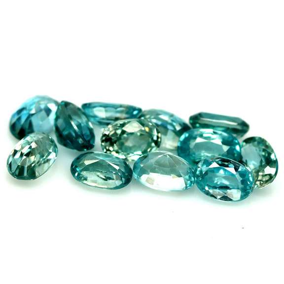 Brilliant 10.14ct sky blue Zircon set