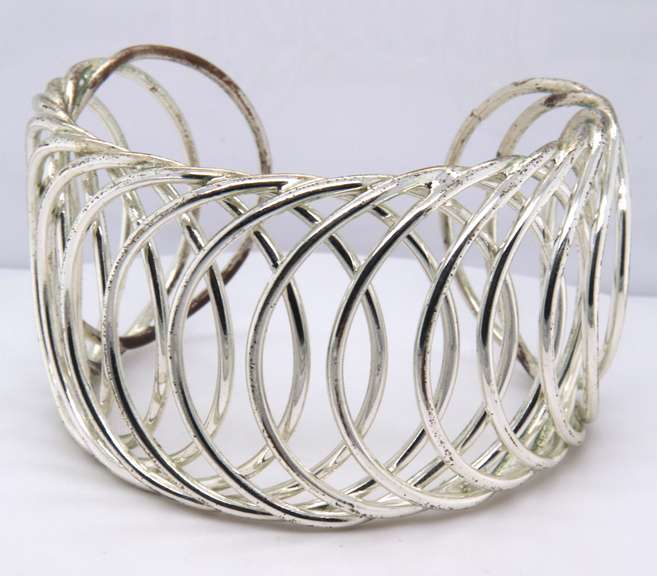 Vintage Sterling Silver Bangle Bracelet