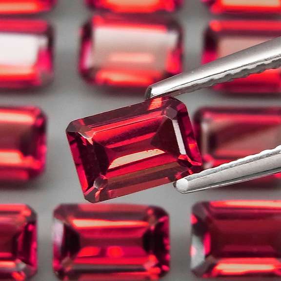 Ravishing wine red 8.61ct untreated Garnet set